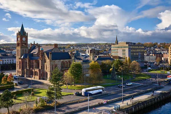 First Time in Londonderry? This Ultimate Packing List Will Save You from Panic