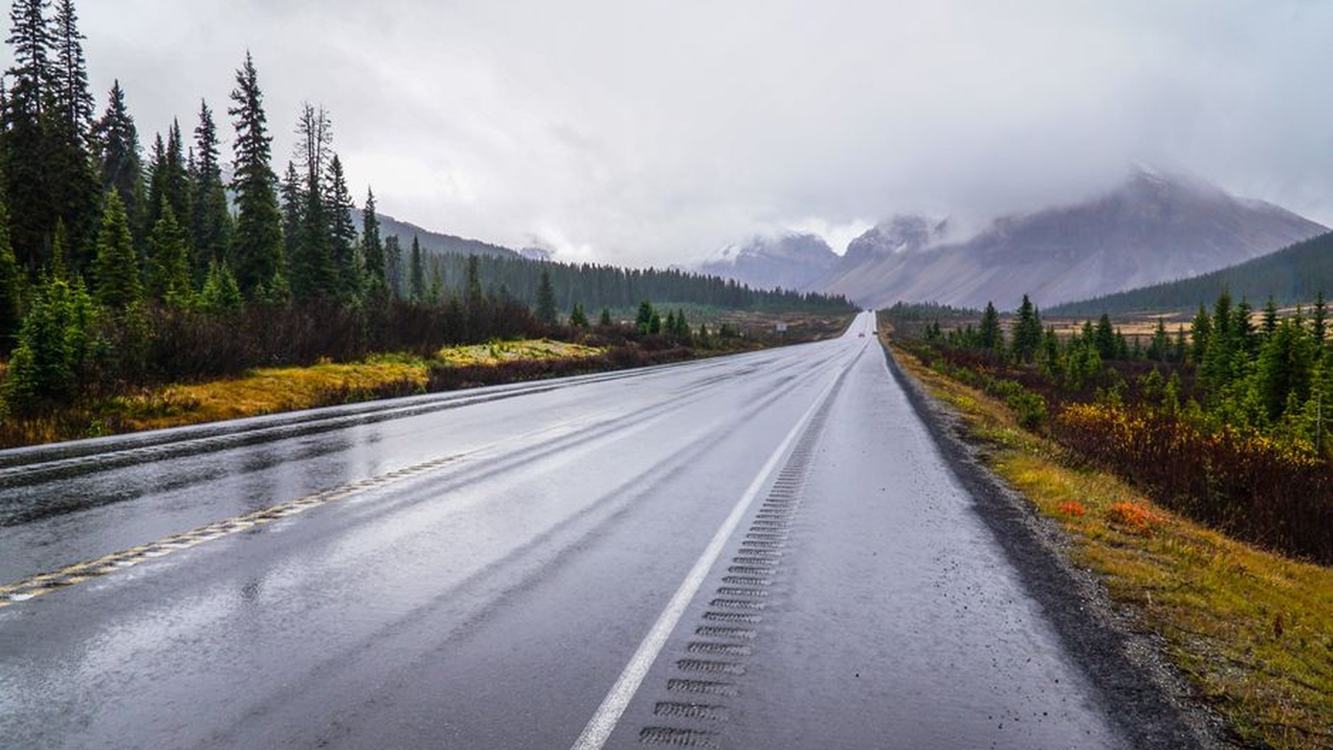 Trans-Canada Highway Icefields Parkway mountain sc