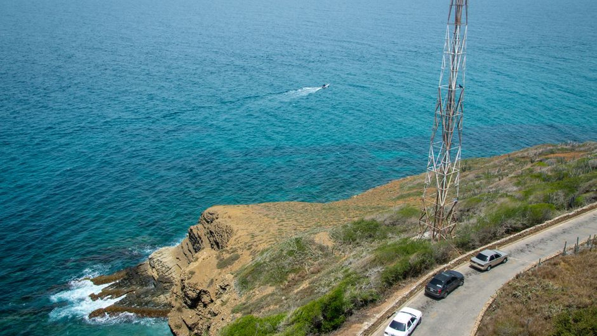 Faro airport rental car scenic coastal drive Algar